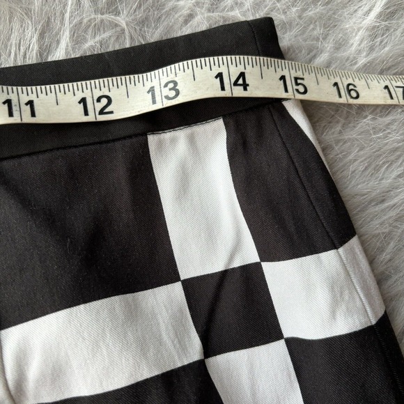 HALOGEN Skirt Sz 6P Petite Black White Square Knee Length Pencil Zip Back Womens - Picture 7 of 8